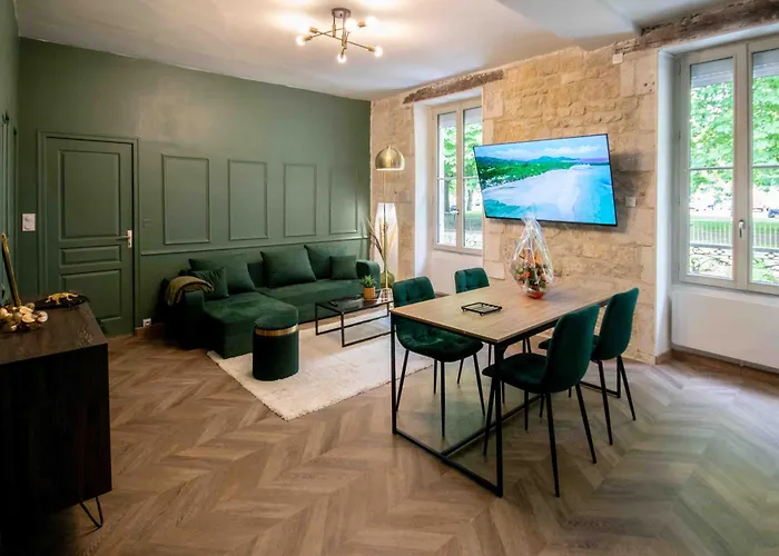 ### Avec Jacuzzi -option- ### * Fontenay-le-Comte