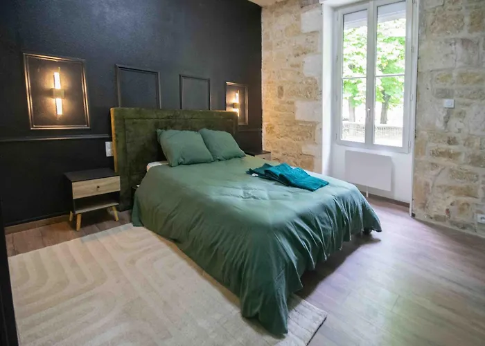 ### Avec Jacuzzi -option- ### Fontenay-le-Comte